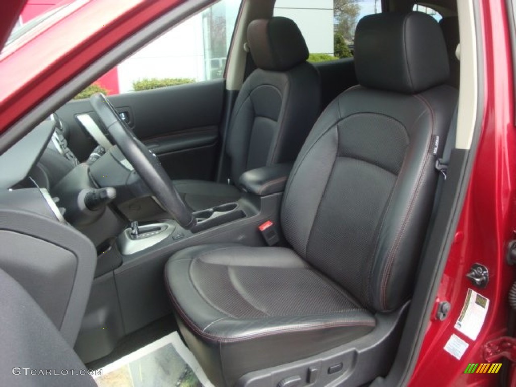 2011 Rogue SV AWD - Cayenne Red / Black photo #13