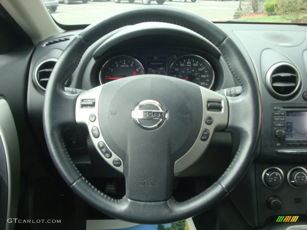 2011 Rogue SV AWD - Cayenne Red / Black photo #19