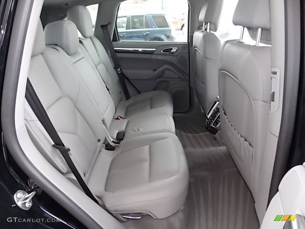 Platinum Grey Interior 2013 Porsche Cayenne Standard Cayenne Model Photo #93253523