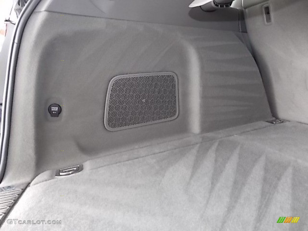 2013 Porsche Cayenne Standard Cayenne Model Trunk Photo #93254564