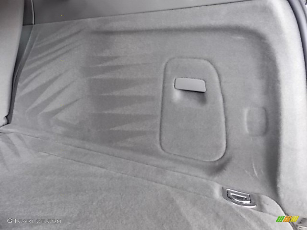 2013 Porsche Cayenne Standard Cayenne Model Trunk Photo #93254586
