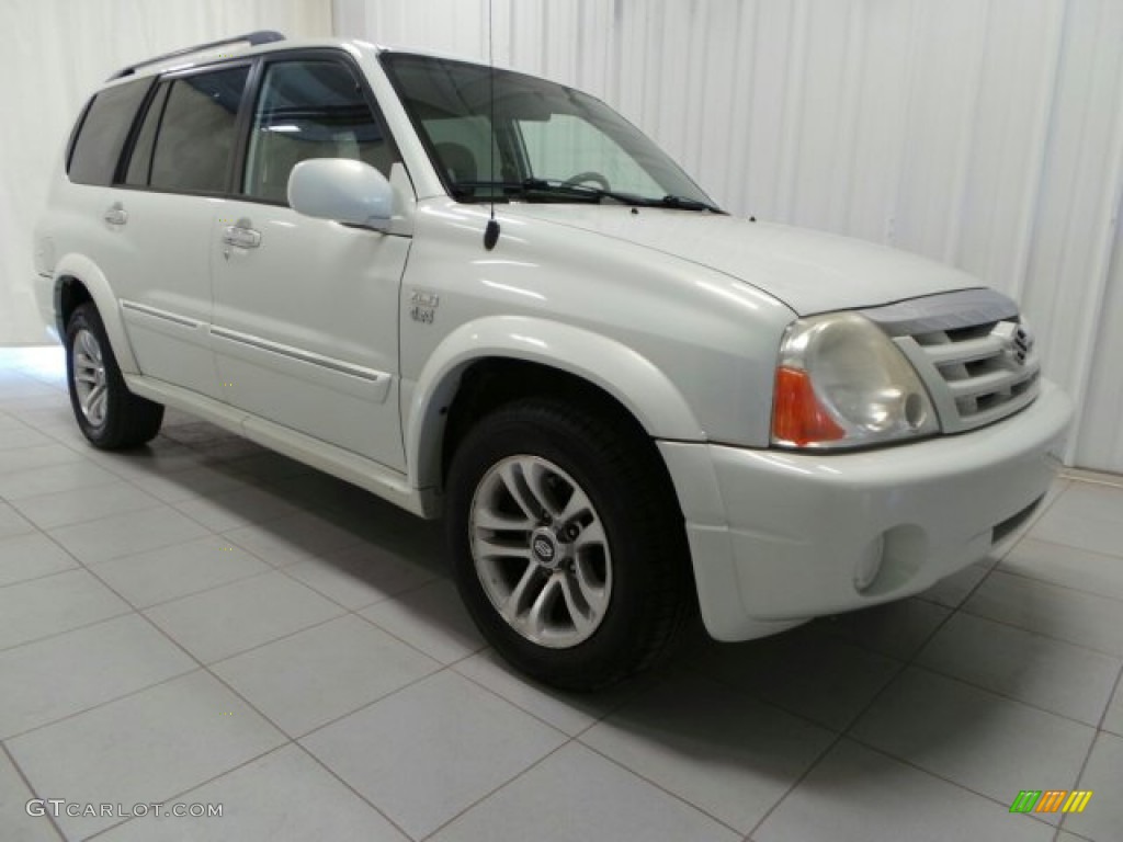 2005 XL7 LX 4WD - White Pearl / Beige photo #1