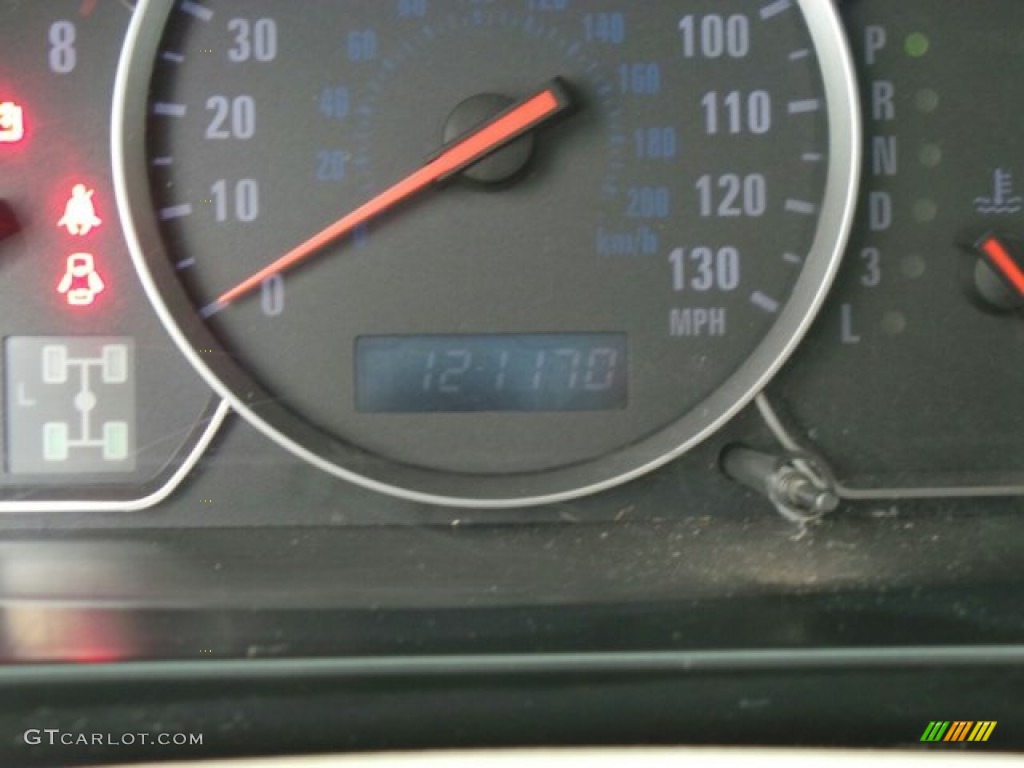 2005 XL7 LX 4WD - White Pearl / Beige photo #20