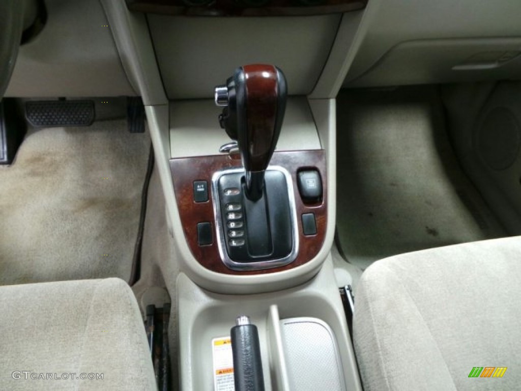 2005 XL7 LX 4WD - White Pearl / Beige photo #22