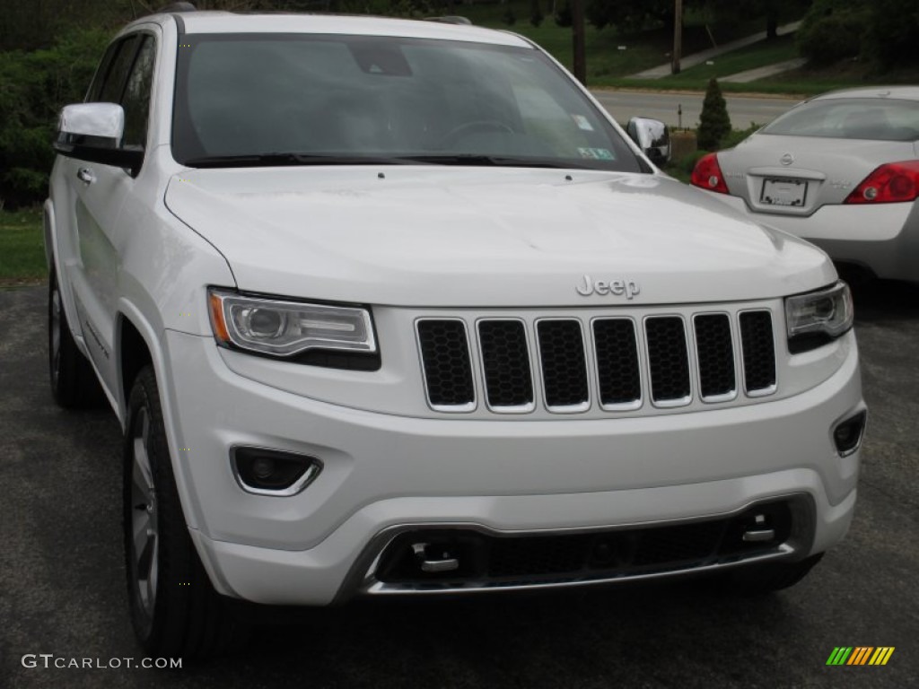 2014 Grand Cherokee Overland 4x4 - Bright White / Overland Morocco Black photo #23