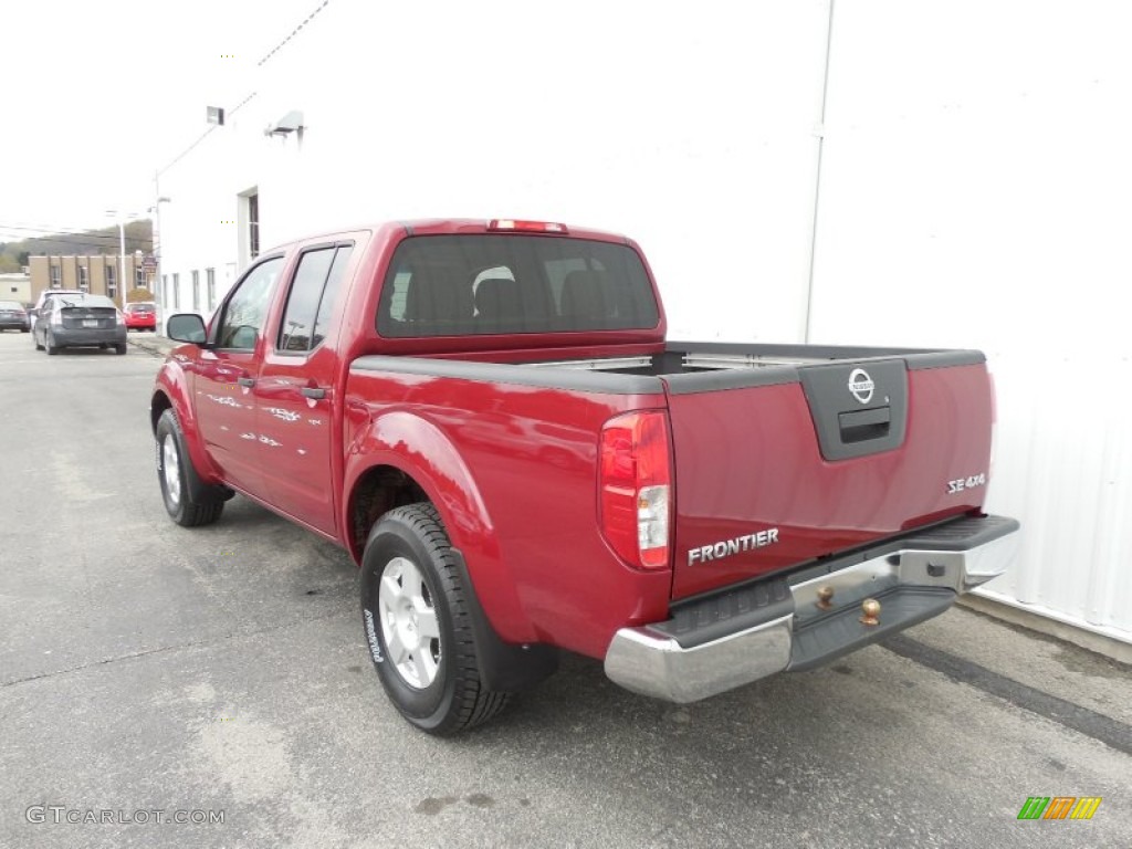 2007 Frontier SE Crew Cab 4x4 - Red Brawn / Desert photo #4