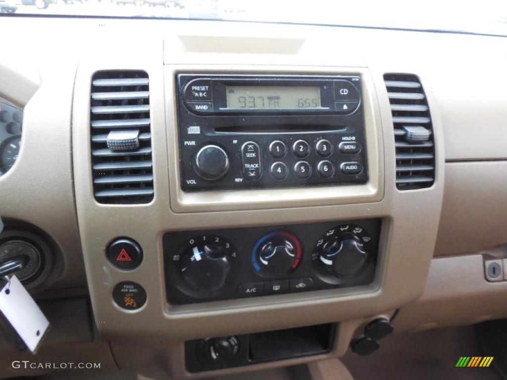 2007 Frontier SE Crew Cab 4x4 - Red Brawn / Desert photo #17