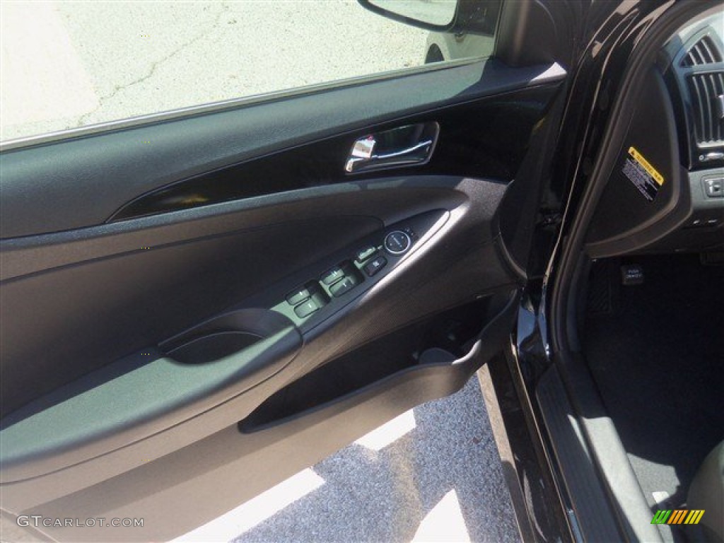 2014 Sonata SE - Phantom Black Metallic / Black photo #5