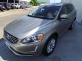 Sea Shell Metallic - XC60 T5 Drive-E Photo No. 3