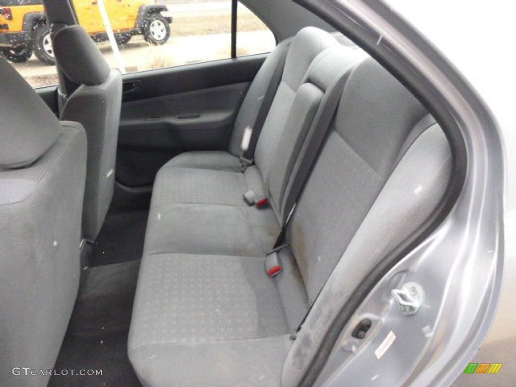 2004 Lancer ES - Cool Silver Metallic / Gray photo #12