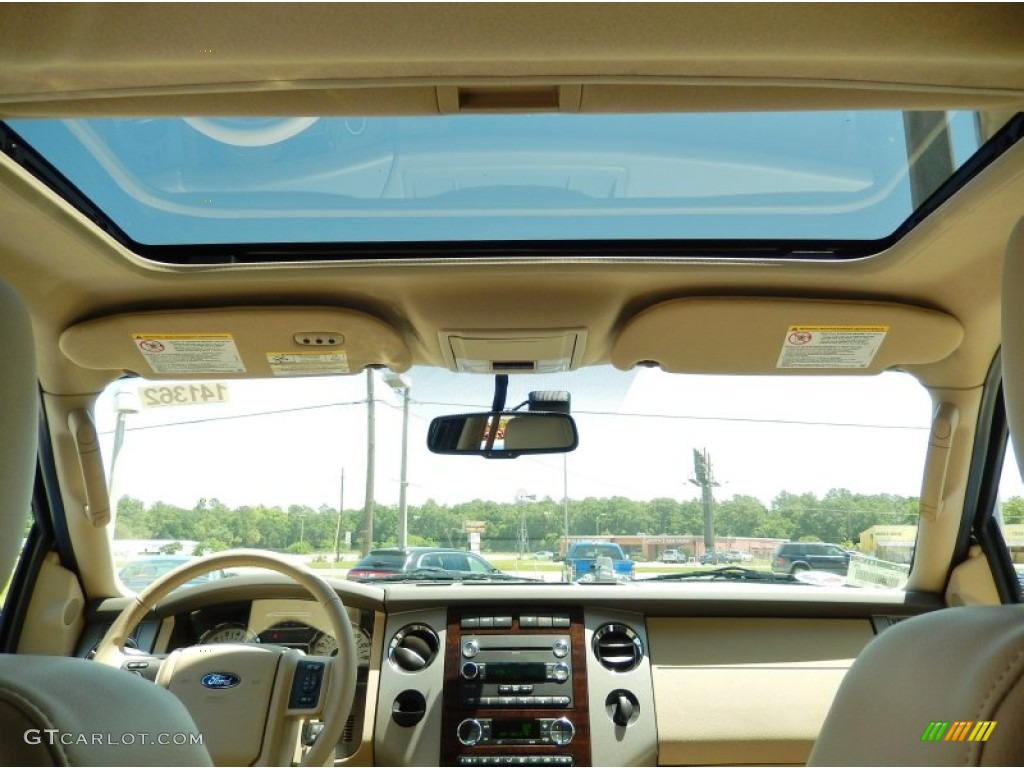 2014 Ford Expedition XLT Sunroof Photos