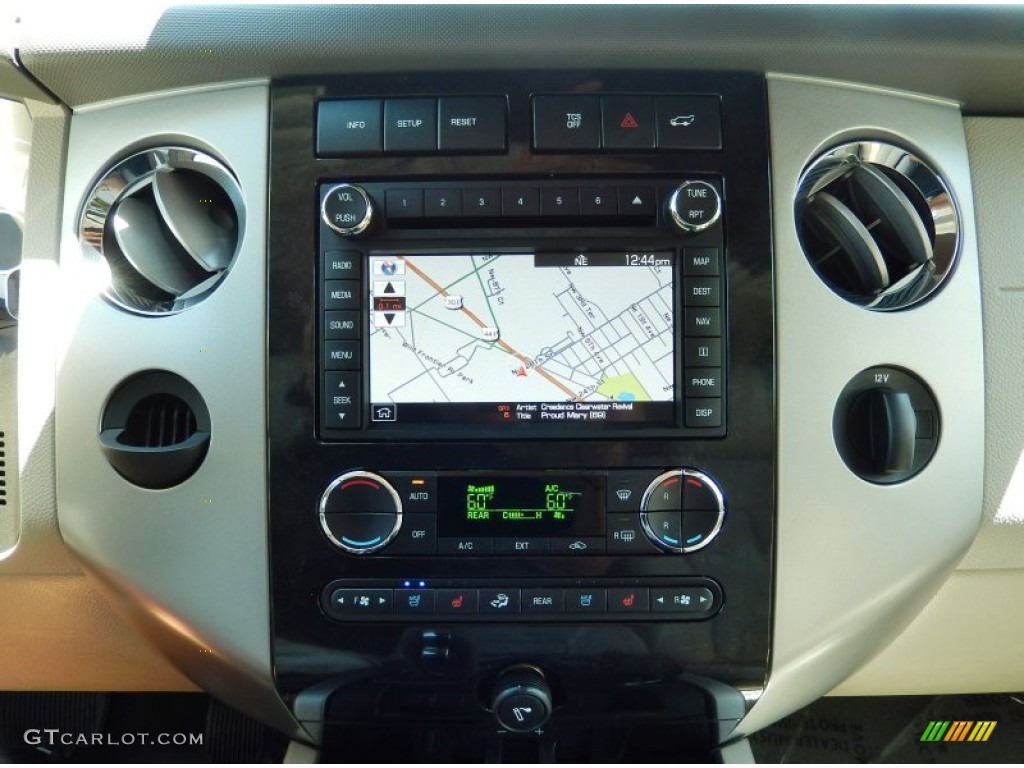 2014 Ford Expedition EL Limited Controls Photos