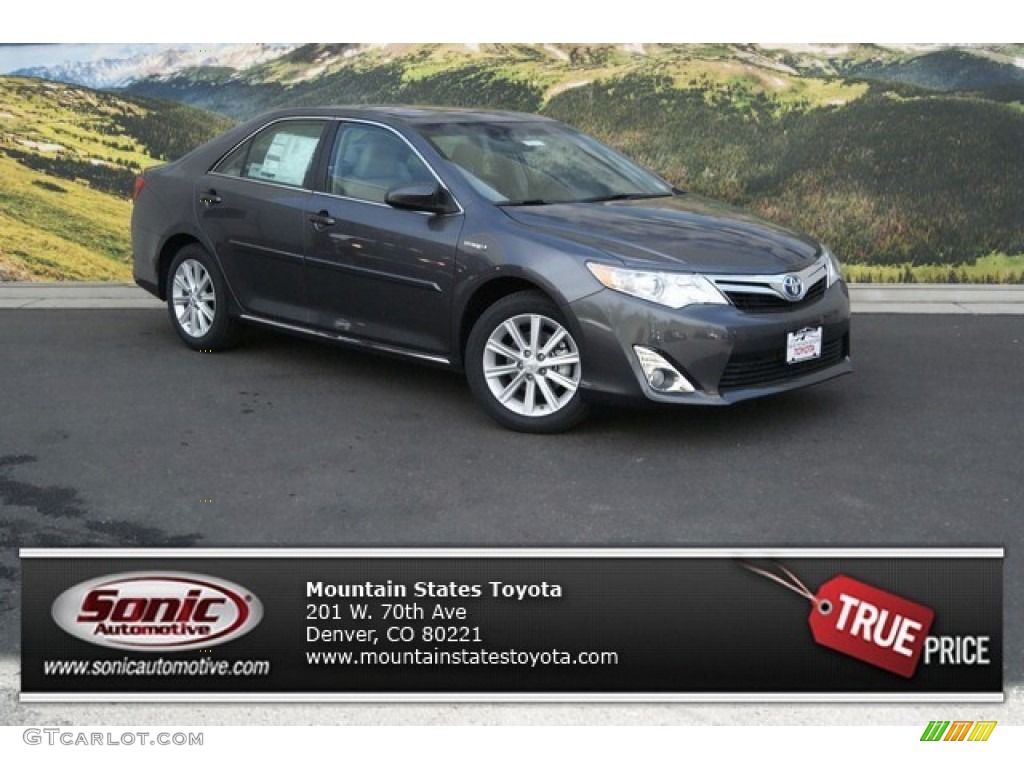 2014 Camry Hybrid XLE - Magnetic Gray Metallic / Ash photo #1