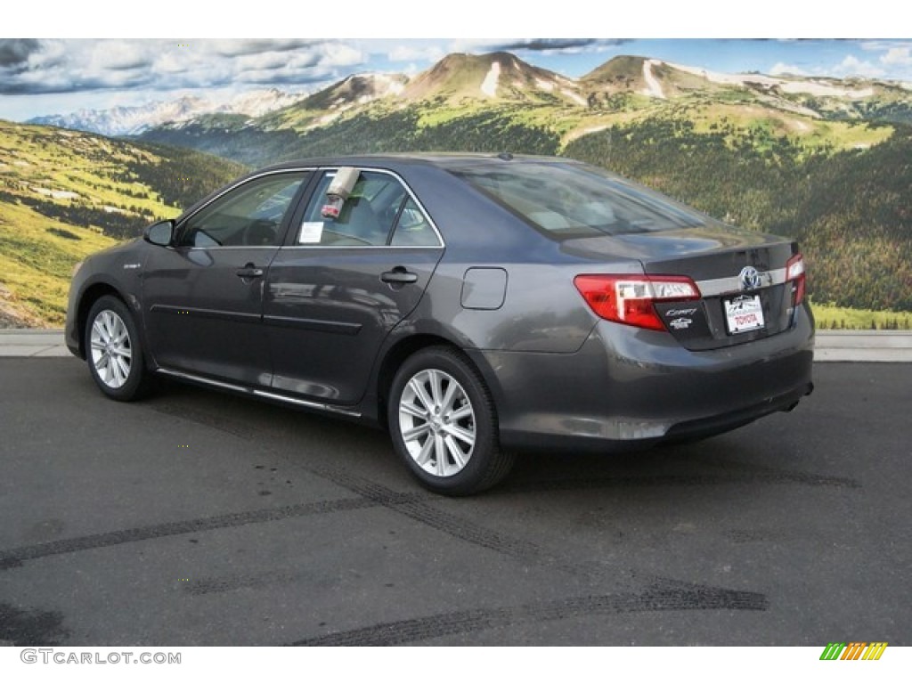 2014 Camry Hybrid XLE - Magnetic Gray Metallic / Ash photo #3