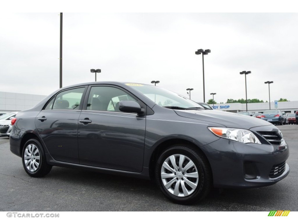 Magnetic Gray Metallic 2013 Toyota Corolla LE Exterior Photo #93280451