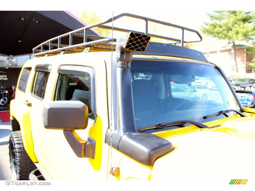 2006 H3  - Yellow / Ebony Black photo #33