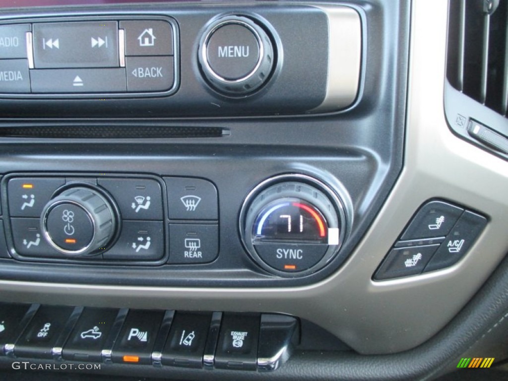 2015 GMC Sierra 3500HD Denali Crew Cab 4x4 Dual Rear Wheel Controls Photo #93285383