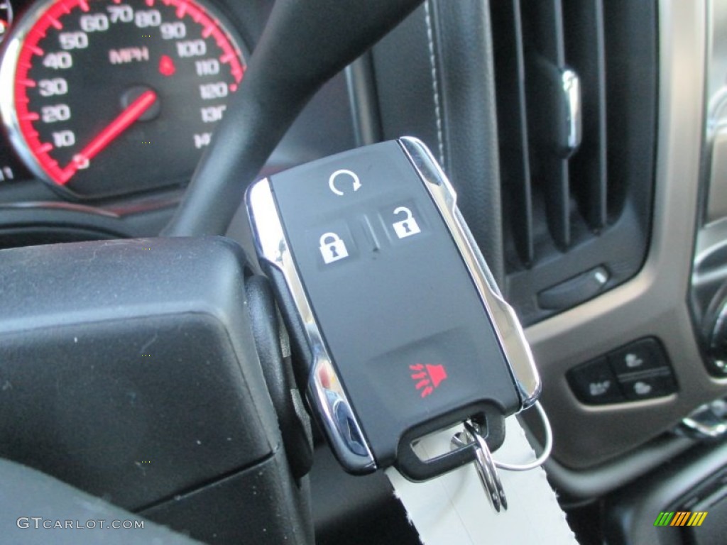 2015 GMC Sierra 3500HD Denali Crew Cab 4x4 Dual Rear Wheel Keys Photo #93285428
