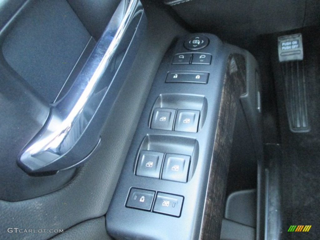 2015 GMC Sierra 3500HD Denali Crew Cab 4x4 Dual Rear Wheel Controls Photo #93285491