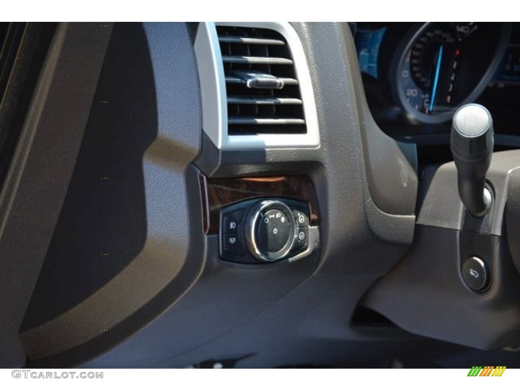 2013 Explorer Limited 4WD - Sterling Gray Metallic / Charcoal Black photo #25