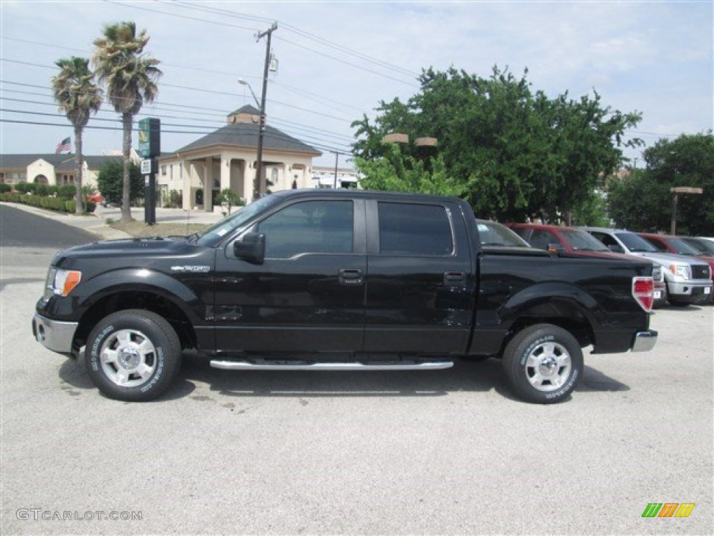 Tuxedo Black Ford F150