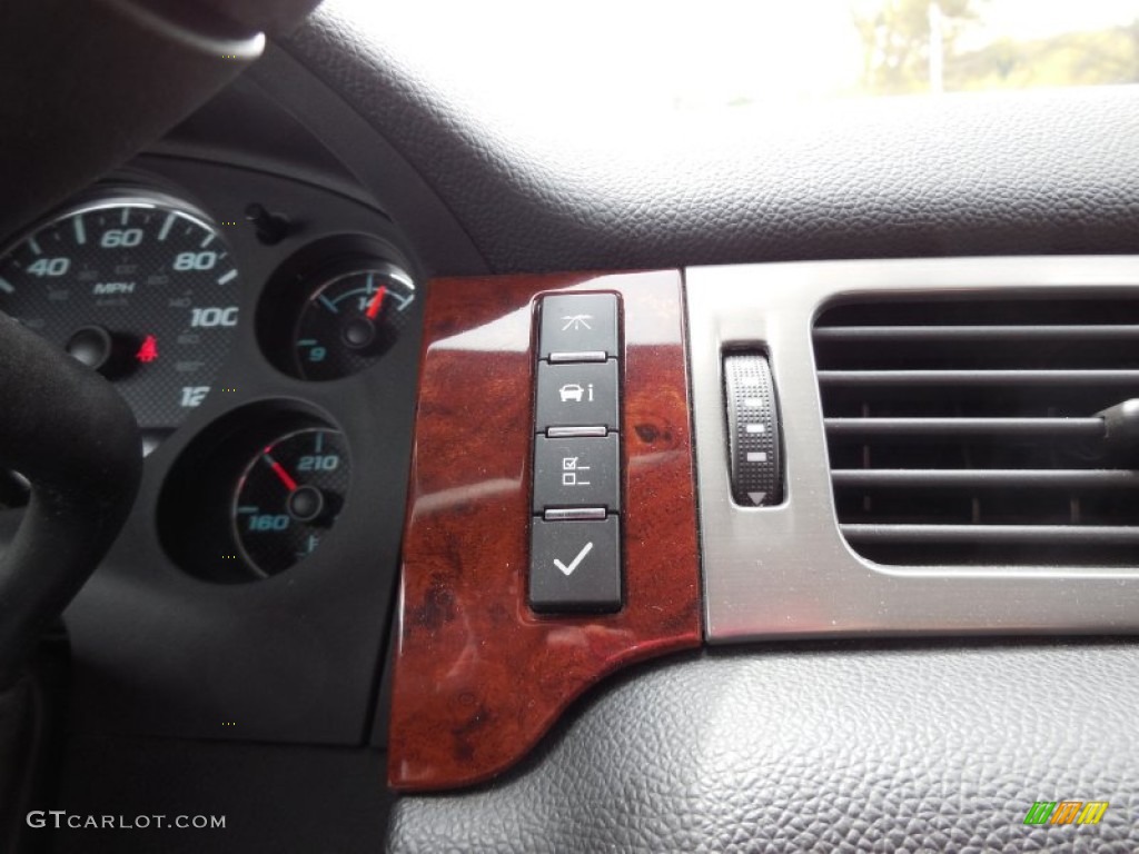 2011 Silverado 1500 LTZ Extended Cab 4x4 - Victory Red / Ebony photo #22