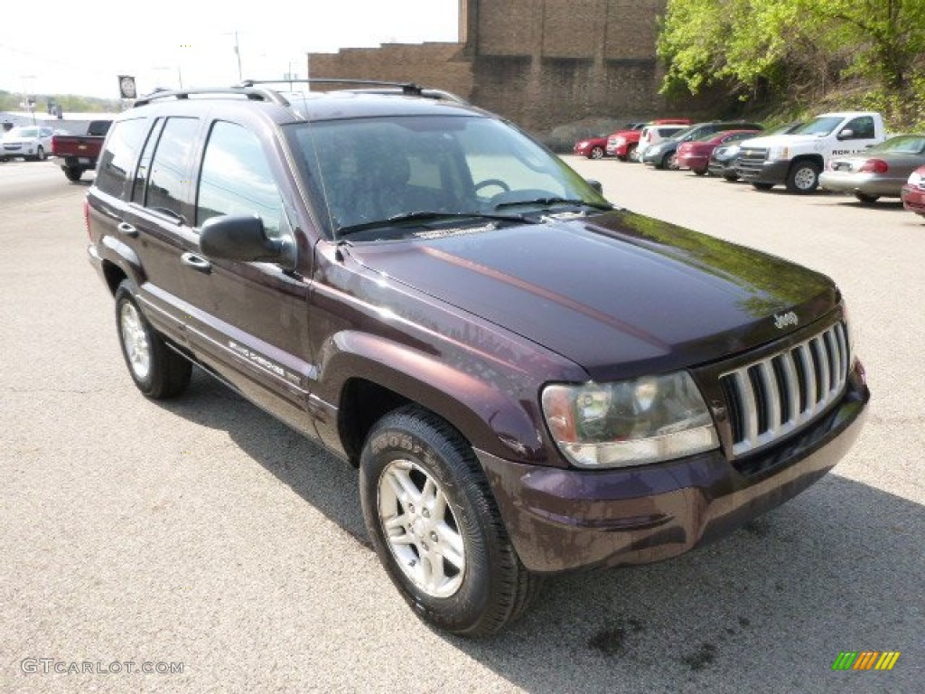 2004 Grand Cherokee Laredo 4x4 - Deep Lava Red Metallic / Taupe photo #2