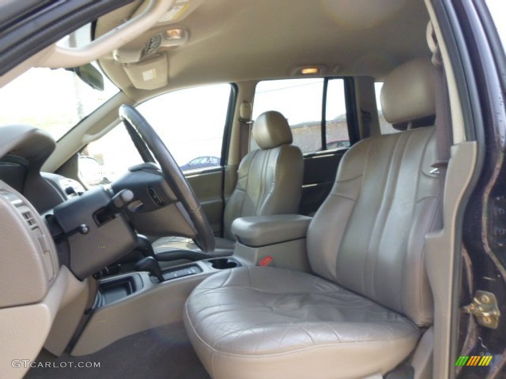 2004 Grand Cherokee Laredo 4x4 - Deep Lava Red Metallic / Taupe photo #10