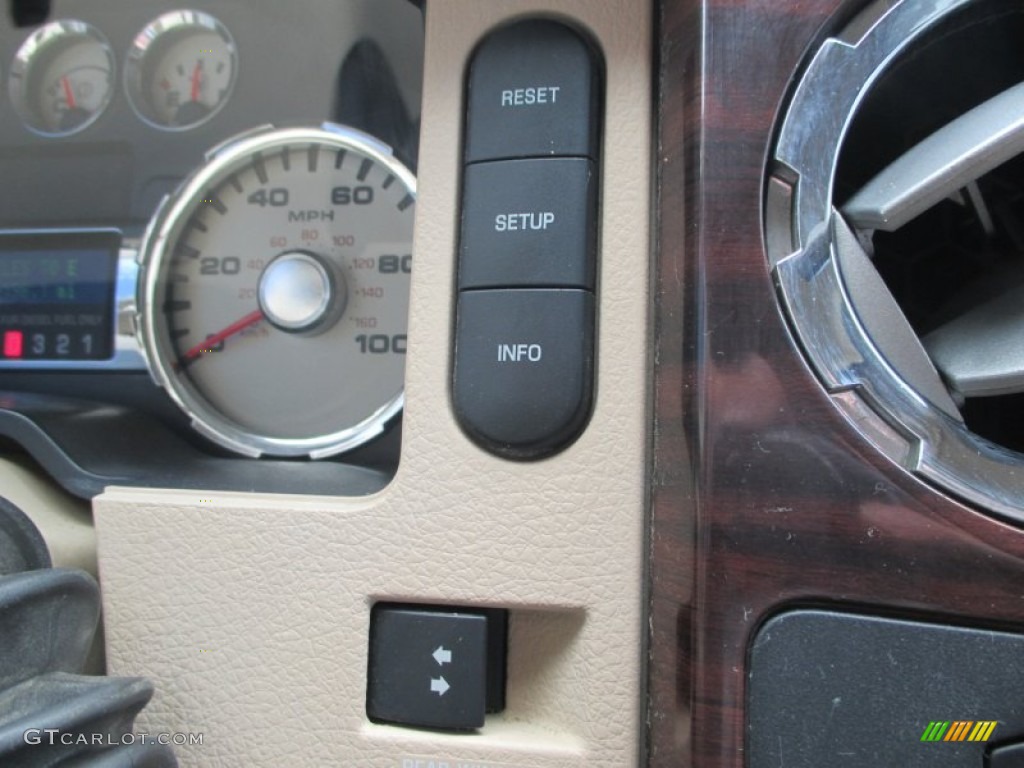 2008 F350 Super Duty Lariat Crew Cab 4x4 Dually - Forest Green Metallic / Camel photo #13