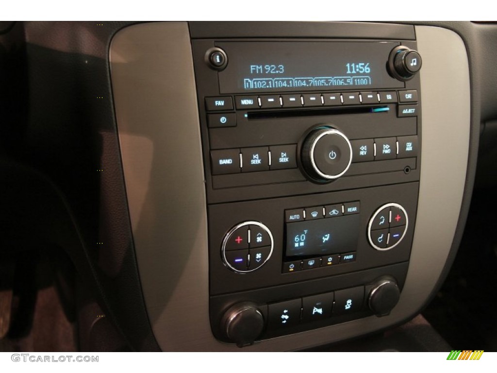 2014 GMC Yukon SLT 4x4 Controls Photo #93325783