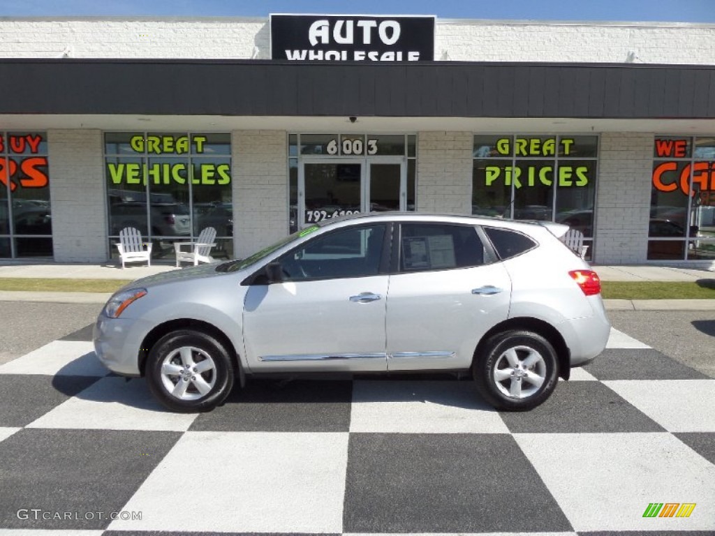 Brilliant Silver Nissan Rogue