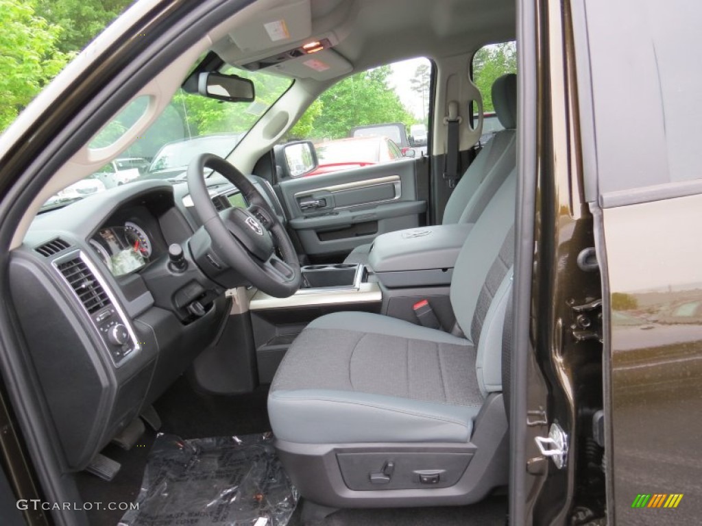 2014 1500 Big Horn Crew Cab 4x4 - Black Gold Pearl Coat / Black/Diesel Gray photo #7