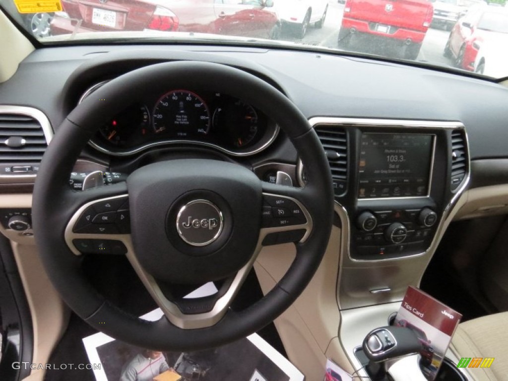 2014 Grand Cherokee Laredo - Black Forest Green Pearl / New Zealand Black/Light Frost photo #7