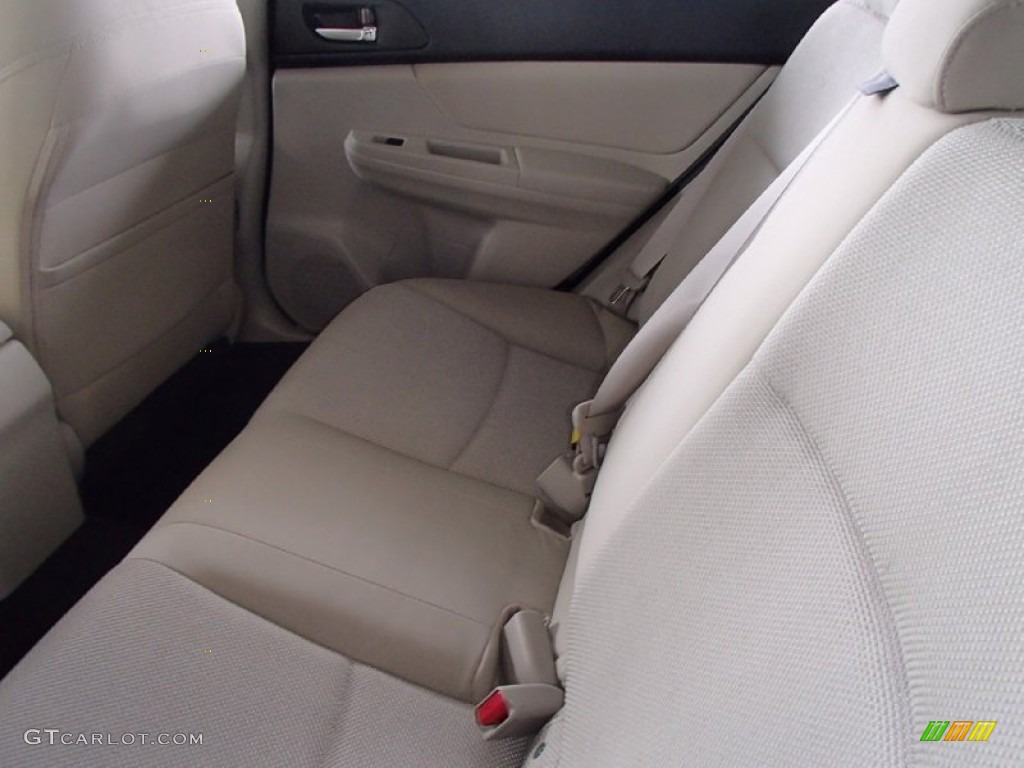 2014 XV Crosstrek 2.0i Premium - Quartz Blue Pearl / Ivory photo #4