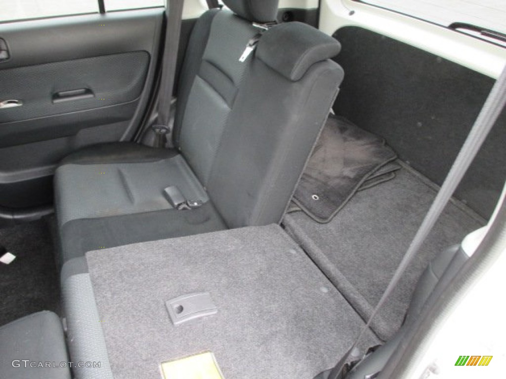 2006 xB  - Polar White / Dark Charcoal photo #21