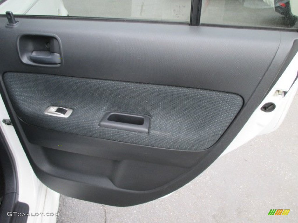 2006 xB  - Polar White / Dark Charcoal photo #25