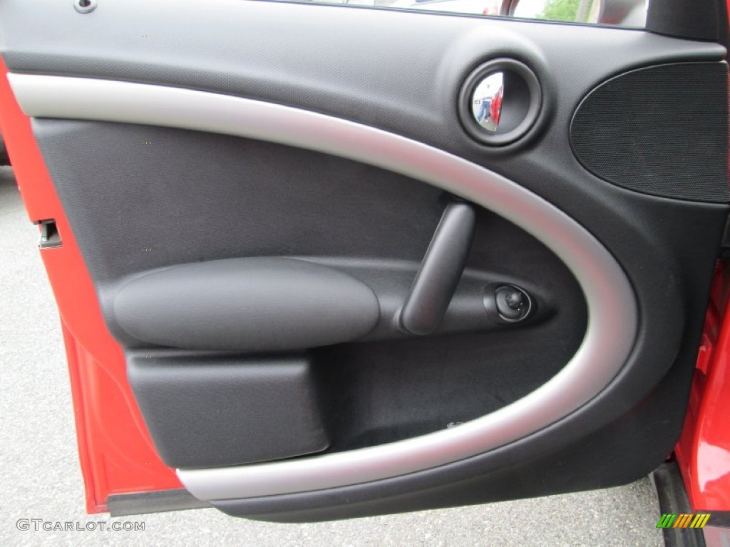 2011 Cooper Countryman - Pure Red / Carbon Black photo #12