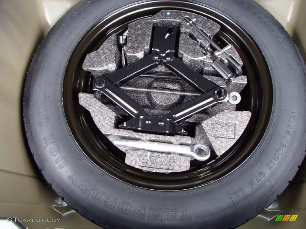 2014 Outback 2.5i Premium - Carbide Gray Metallic / Black photo #9