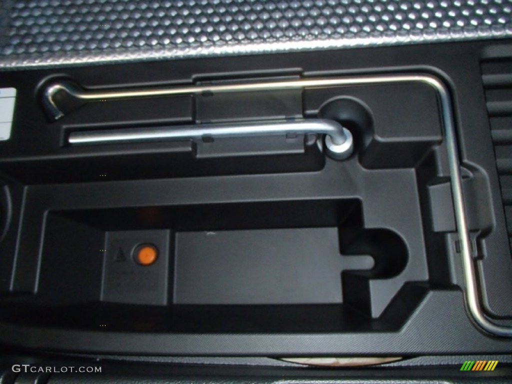 2014 XV Crosstrek Hybrid - Plasma Green / Black photo #9