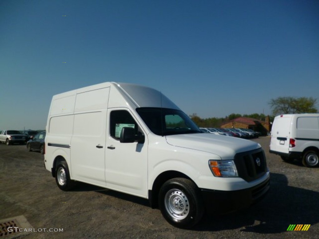 2014 Nissan NV 2500 HD S High Roof Exterior Photos