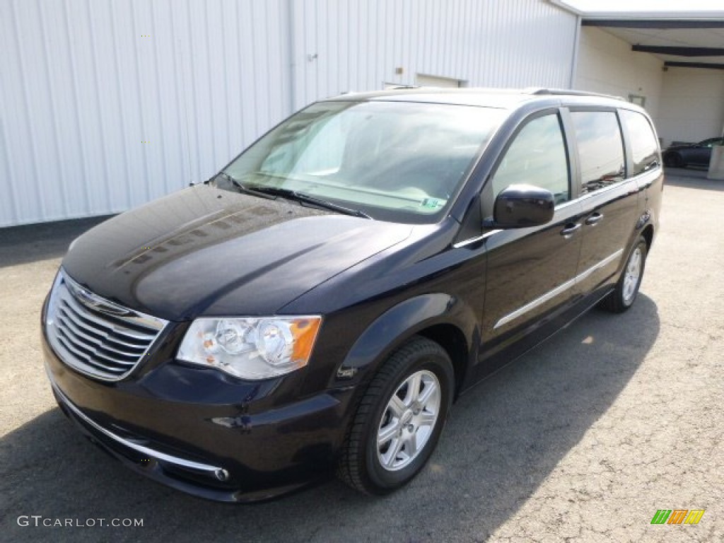 2011 Town & Country Touring - Blackberry Pearl / Black/Light Graystone photo #2