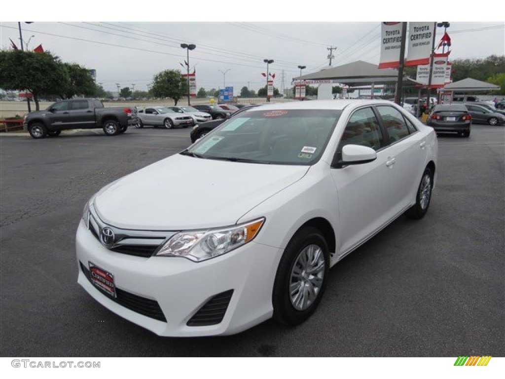 2014 Camry L - Super White / Ivory photo #3