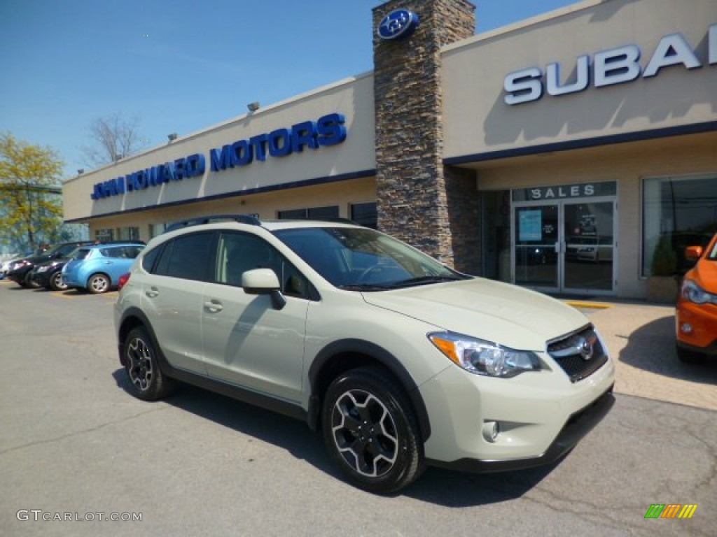 2014 XV Crosstrek 2.0i Premium - Desert Khaki / Black photo #1