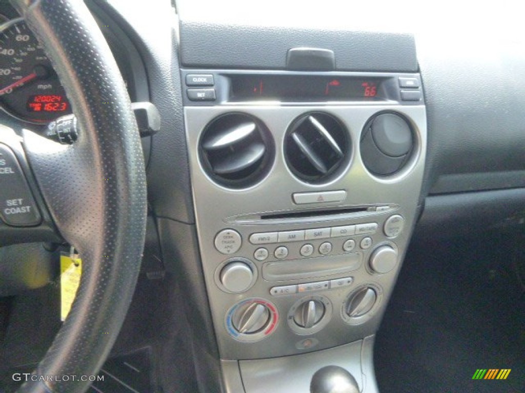 2005 MAZDA6 i Sport Hatchback - Steel Gray Metallic / Black photo #13