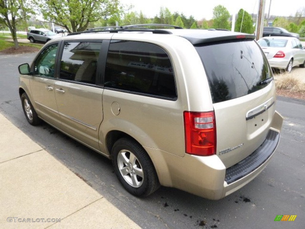 2008 Grand Caravan SXT - Light Sandstone Metallic / Medium Slate Gray/Light Shale photo #6