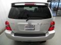 Millenium Silver Metallic - Highlander V6 Photo No. 5