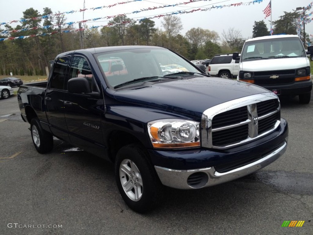 2006 Ram 1500 SLT Quad Cab 4x4 - Atlantic Blue Pearl / Medium Slate Gray photo #5