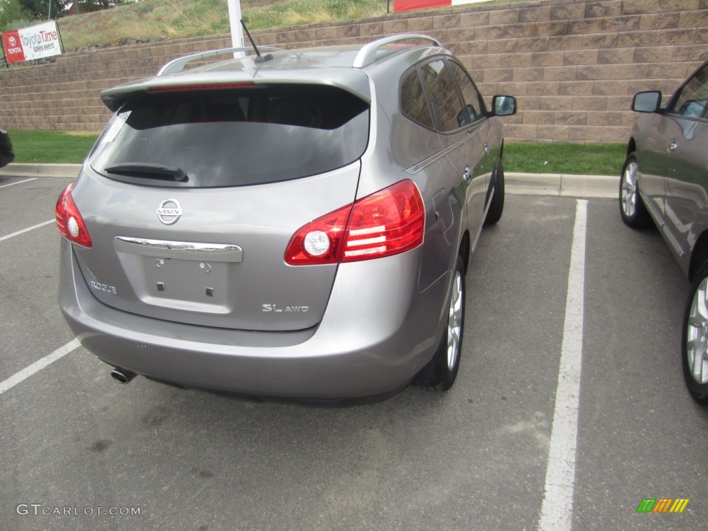 2011 Rogue SV AWD - Gotham Gray Metallic / Gray photo #5