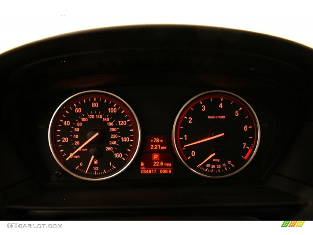 2010 BMW 5 Series 528i xDrive Sedan Gauges Photos
