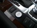 Black Controls Photo for 2014 Audi Q7 #93361415